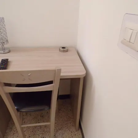 Nuova Aurora Rent 招待所
