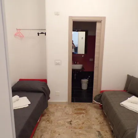 Nuova Aurora Rent 招待所 洛卡卢美拉