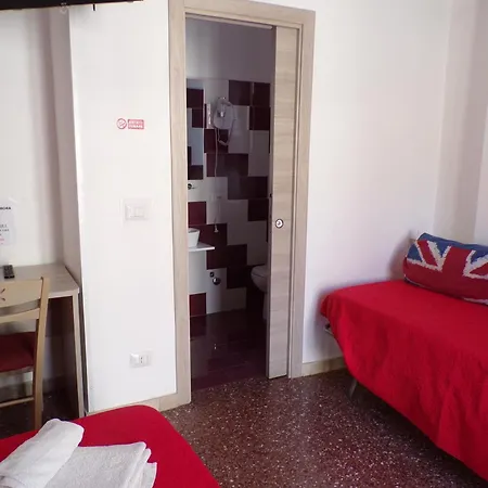 Pensión Nuova Aurora Rent *